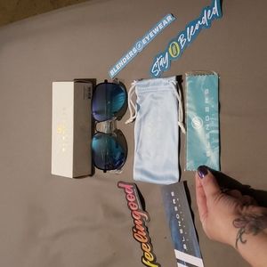 BLENDERS sunglasses